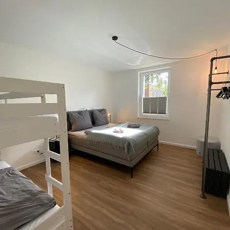 Apartmenthaus Schwingewiesen 7 * Stade
